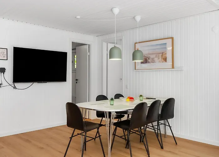 Lovely In With Sauna בית נופש